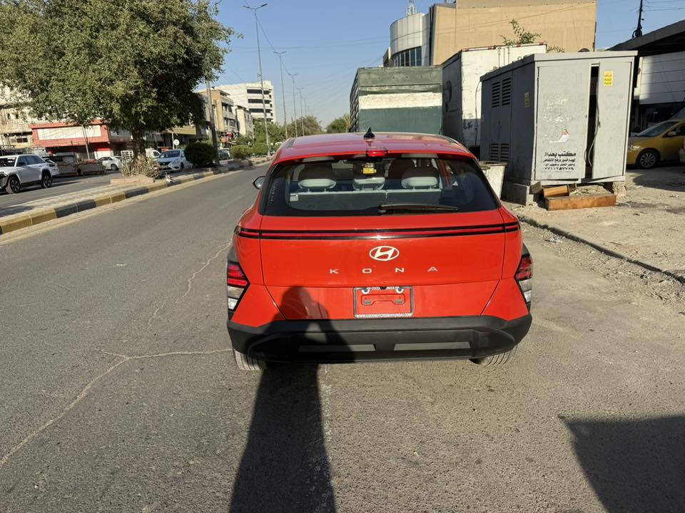 السلام عليكم كونة موديل ٢٥ جاهزة من كلشي بدون صبغ بدون ايرباك لون مشمشي بصمة رادر شاشة جبيرة داخل ابيض محرك ٢٠٠٠ تخم تاير ماشية ١٠/٠٠٠لد امامي خلفي حلوه وجاهزة من كلشي 
سعرها 
14800$ بيه مجال بدون رقم فحص مؤقت
***********
علي
