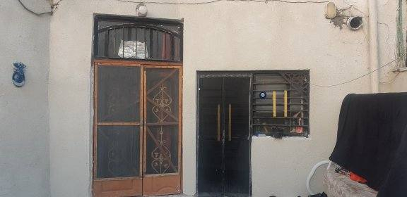 #مساحة 220 متر
طابوو زراعي سند 25
يحتوي البيت على 
غرف 5♦️
ديوانيه♦️
مطبخ حار وبارد
صاله♦️
كراج للسياره
ترك داير ما داير البيت 
حديقه
غرفه من الغرف سويت طولها ٩ امتار 
#العنوان المكان البصرة . الاستفسار اتصل على ه̷̷َـَْـُذآ الرقم ***********
