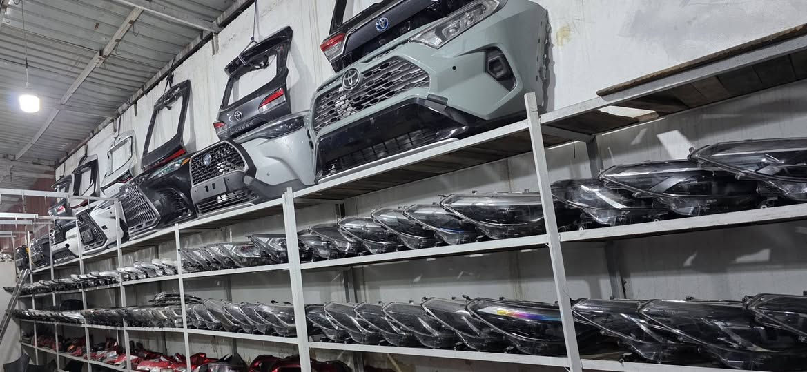 مرحباً بِكم زبائننا المحترمين 👋
متوفر لدى محلات بسام الجبالي 
قطع راف فور 2025_2017 وكرولا 2014_2025
جديد / مستعمل بحالة الشركه 
متوفر خدمت توصيل باقرب وقت 
للاستفسار 0790494217


**إذا كنت صاحب هذا الإعلان وتريد حذفه لأي سبب، رجاءا أرسل رسالة إلى الدعم الفني**