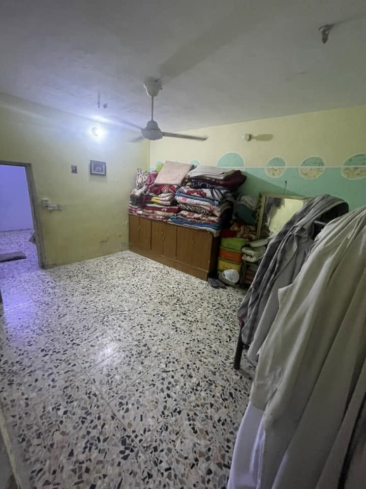 بيت للبيع مساحة 130 واجهة 8 الشعب الغرير مدخل المستوصف الفرع الاول للاستفسار ***********
