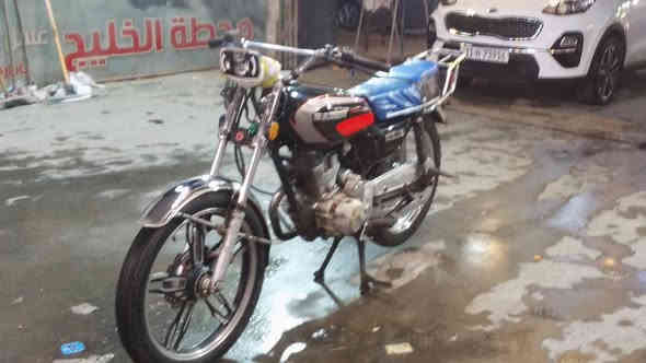 متاح دراجه سيفان تشتغل سلف و هندر دراجه  نكره وحده السعر  300 
الشراي يتصل خاص ماعندي 
الرقم ***********
