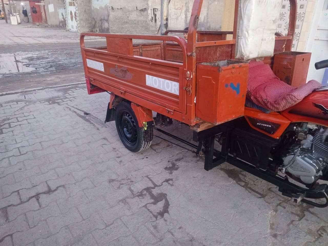 السلام عليكم ستوته للبيع موديل 20 مكينه 25 مقفوله كفاله عامه اي نقص ما بيها اوراق باسي مكان كربلاء ***********
