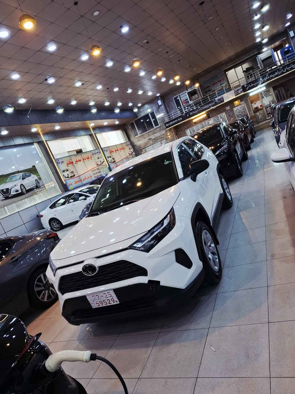 راف فور مواصفات  LE موديل 2023
بجم كبس بدون ارباك رقم الشاصي موجود 

فقط جاملغ خلفي ربع باب خلفي صبغ 

كوشنات جلد هيتر 

محرك ٤ سلندر ٢٥٠٠

تحكمات ستيرن  جهتين

هاند بريك دكمه فورويل 

ماشية 15الف

قطعتين تبريد 

٣ وضعيات قيادة

وبعد هاي مواصفات LE

السعر خاص 

موبايل  *********** وتساب 

***********
