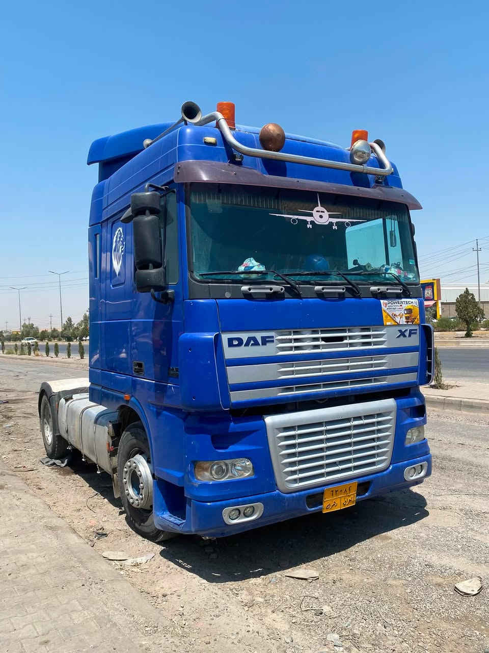 Daf 2005
توماتيك. رتايدر ثلاجة 
گير مكينة. شاسي. مكفول. سنوي. تانكي.  دبل. تاير 
حجم 430 
سعر 140 $ و مجال 
معرض. ابراهيم. برايتي. كلك 
واتصاب ***********
