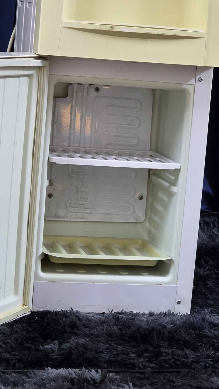 براد ماء زائد ثلاجه صغيره من الاسفل مع فلتر تصفيه للماء حديث شغال شرط وضمان سبوع ***********  سعر 75 موصل, نينوى
