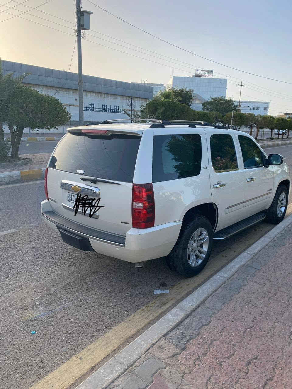 للبيع او للمراوس حسب قناعه تاهو ltz موديل ١٣ فول سياره للاخير رقم بغداد تحول ثاني يوم سياره طبلات اماميه بيه قطعتين صبغ جاملغ كدام وجاملغ خلفي محرك ٥٣٠٠ سعر ٢٤٠ /***********

