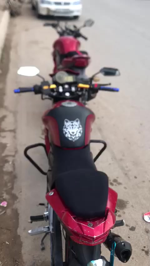 سلام عليكم دراجتين سايم بطحه للبيع موديلات ١٢/١٣ استفسار اتصال عل رقم ***********
