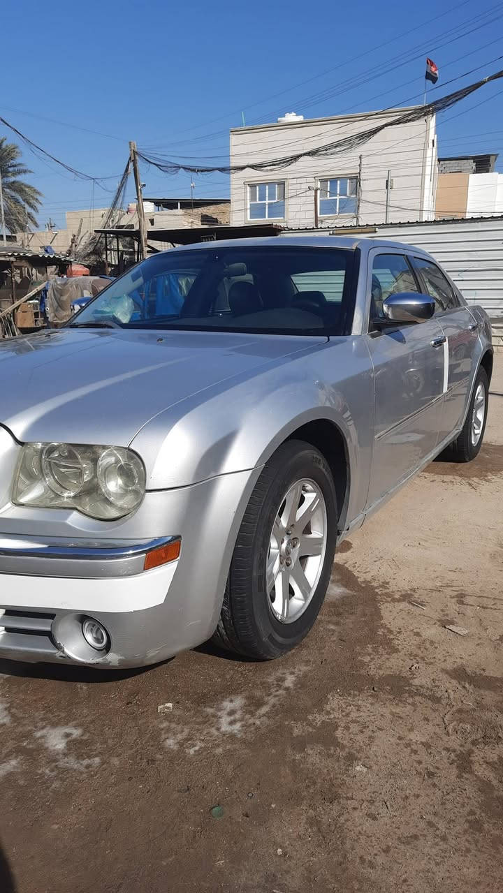 السلام عليكم اوباما ٢٠٠٧ للبيع مراوس سياره بسمي السعر ١٠٥ ***********
