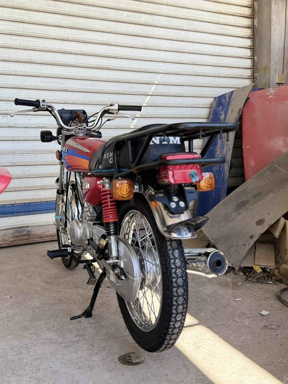 سلام عليكم دراجه لبيع 2027 دراجه وكيل مطلعه لبيع سعر 650 او بيه مجال لطيبين ***********
