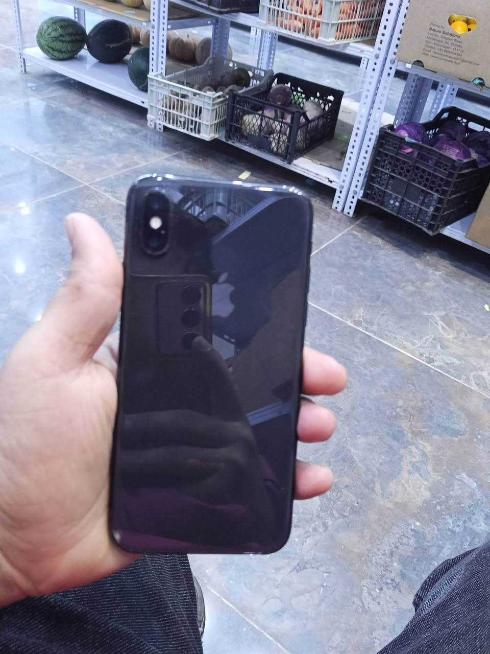 السلام عليكم ايفون x ابيع على وضعة البارحة بدلت بطارية وطفة ماعرف شبي ابيع جف تراب خلي سعرك وتعال #*********** 
او خاص #كركوك
