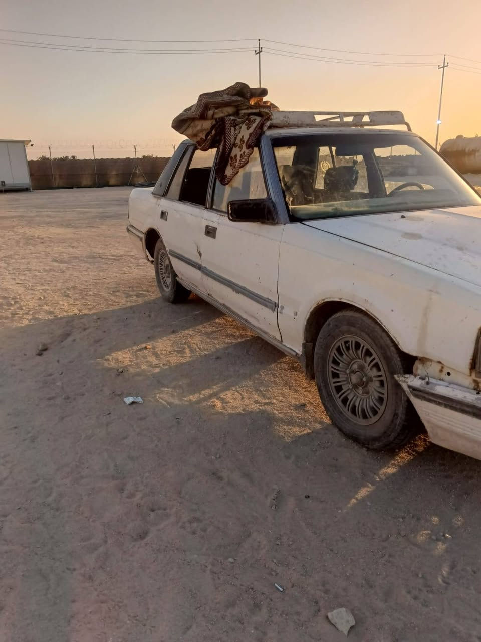 السلام عليكم 
سوبر 86للبيع مكينه كايمه رقم واسط أليف باسمي سعر 15ورقه مكاني البصره القبله ***********
