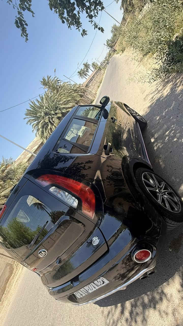 السلام عليكم 
صول ٢٠١٨ اسود 
محرك ١٦٠٠ تيربو  
بصمة ابواب وتشغيل 
ماشية ٤٢ ميل
رقم بغداد الجديد( ب اسمي )، سنوية وهزة جديدة
السيارة نظيفة جدا ادامة كاملة كير محرك 
حادثها  تبديل بنيد بدون لغد وشواصي 
السعر ١١٨  وبيه مجال 
مكان السيارة  بغداد الكرخ


**إذا كنت صاحب هذا الإعلان وتريد حذفه لأي سبب، رجاءا أرسل رسالة إلى الدعم الفني**