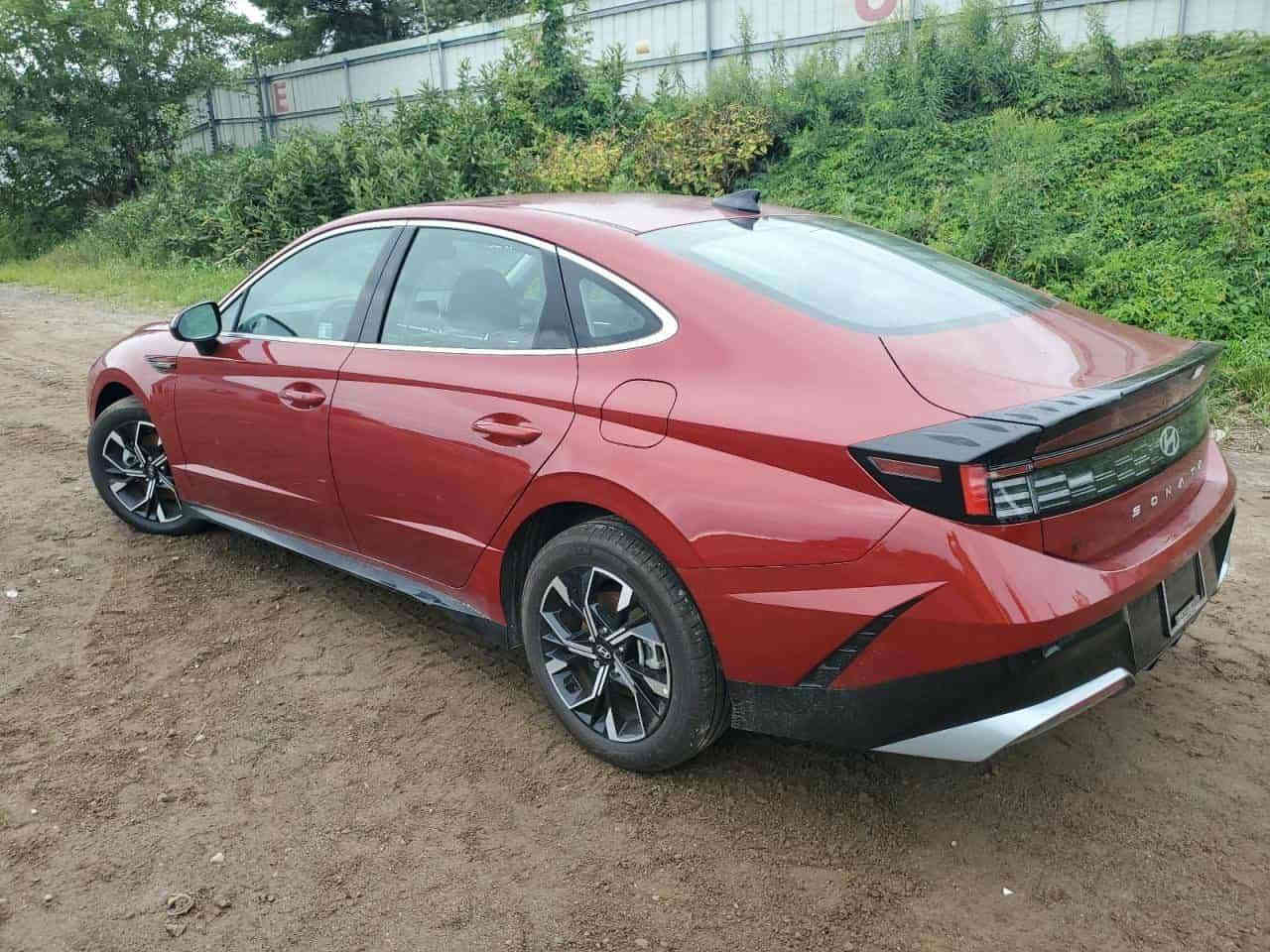 سوناتا 2025 وارد امريكي بعدهه بحالة الزيرو ماشيه 4000 بدون ايرباك الشكل الجديد السياره موجوده بالاردن المنطقه الحره حجم المحرك 2.5 تنفس طبيعي مواصفات گیر 8 نمر شفتات ستيرن بصمة تشغيل وابواب وجنطه تشغيل عن بعد المقاعد كهربائي + تدفئة اربع وضعيات قيادة جنطه ذكيه تفتح عند الاقتراب تلقائي لايت لد ولد نهاري بك لايت لد كامره خلفية دواره ترحيب دشبول إلكتروني شاشه كبيره متصله كير تعليك هاند بريك بصمة شحن لاسلكي اوتو ستوب اوتو هولد رادارات من جميع الجهات نقطة عمياء تحديد مسار فوول تحكم ستيرن السياره شبه الكلين حافة الجاملغ ترجع بارد ترهم كتاب شهداء او حره 
*********** النجف, العراق
