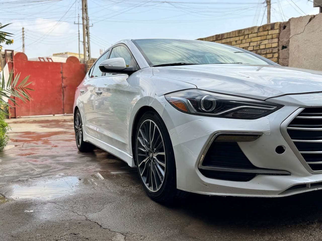 النترا وراد امريكي 2018 سبورت تيربو فول مواصفات بدون تبديل صبغ جاملغ السايق وحافة البنيد فوك اللايت مثل ما موضح صور الحادث ماشية 135 مكانها ناصرية -الغراف جاهزة ما تصرف عليها ربع دينار رقم والسنوية جديد غير المعروضات ب 137 وبيها مجال بيع او مراوس بأمريكي مرمز ما يهم 
*********** ناصرية, ذي قار
