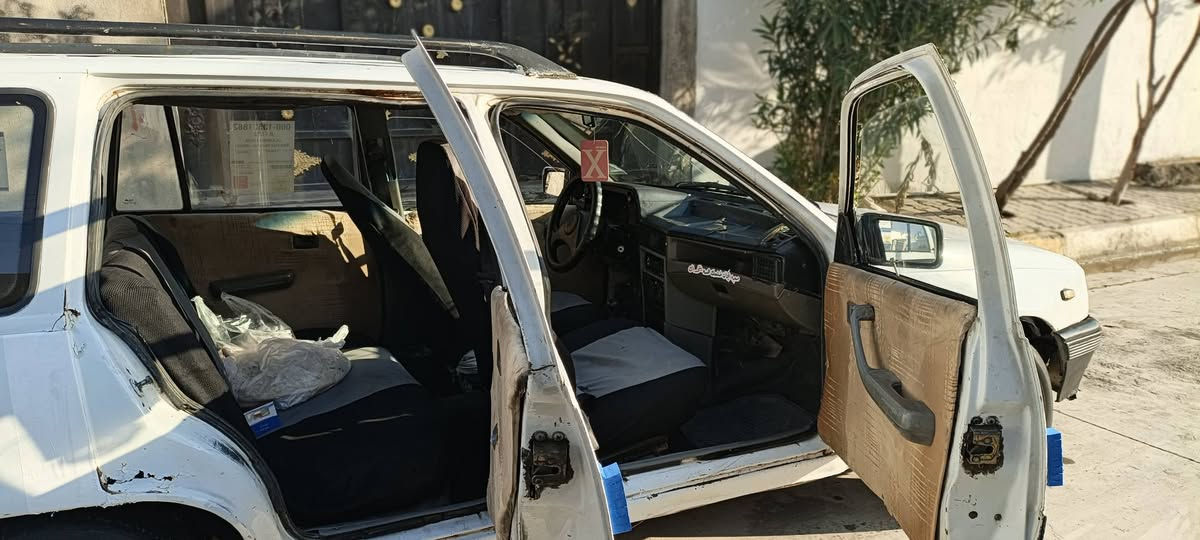 أوبل كاديت موديل 1988
سنوية، عظم، عاج
بطاقه بانزين
الگير والمحرك بحالة ممتازة (بالشرط)
السعر: 24 وبيه مجال للشراي
للاتصال علئ الرقم، ***********
