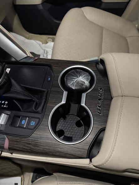 سلام عليكم 
لاندكروز 2024 

Vx لمتد بلاك ادشن سازز

ماشيه ١١ الف بحاله الوكاله بعدهه بلضمان 

مكفوله كفاله عامه 

مغلفه ppf بلكامل 

للاستفسار ***********

بغداد المنصور
