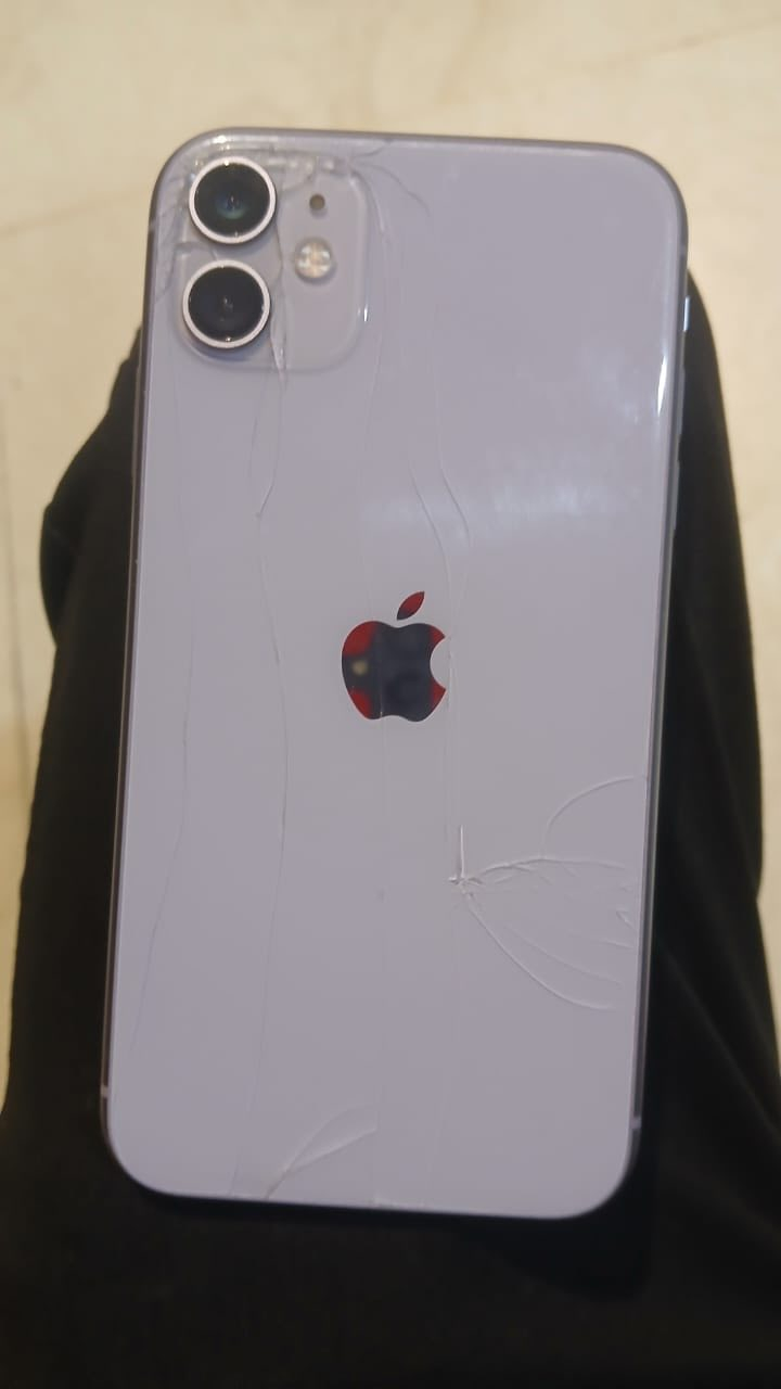 ‏iPhone 11 عادي ذاكرة 128
***********
