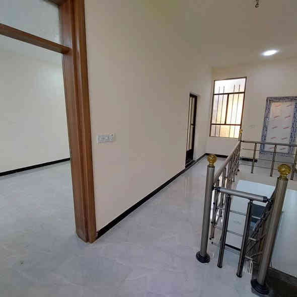 📍 بيت للبيع – فرصة ذهبية للسكن والاستثمار!
🏢 شركة الجود للوساطة العقارية

للبيع دار زراعي – سند ٢٥ جاهز للسكن، موقع هادئ وراقي… بيت نظيف ومتكمل ومناسب للعوائل الباحثة عن الراحة والمساحة الإضافية 🌿

✨ تفاصيل العقار:
🏡 المساحة:

مساحة بناء ٧٥ متر

ويّاها ١٥٠ متر تشجير مثبت بالسند (حديقة جاهزة للتشجير والزراعة)

🏠 مواصفات البيت:

طابق ونص

غرفتين نوم

٢ خدمات صحية

مطبخ

خدمات كاملة ١٠٠٪

💡 البيت جاهز للسكن الفوري بدون صيانة، ومناسب للعائلة اللي تدور على الهدوء والمساحة والخصوصية.

📞 للاتصال فقط: ***********
💬 للاستفسار واتساب: 077502

---

🔥 لا تفوّت الفرصة!
العروض المميزة ما تبقى طويل… احجز موعد للمعاينة الآن وشوف البيت بعينك. الجودة تِشهَد بنفسه

#بيت_للبيع #عقارات_العراق #عقارات_بغداد #شركة_الجود #وساطة_عقارية
#بيع_وشراء #بيت_فرصة #دار_للبيع #عروض_العقارات #حديقة #سند25
