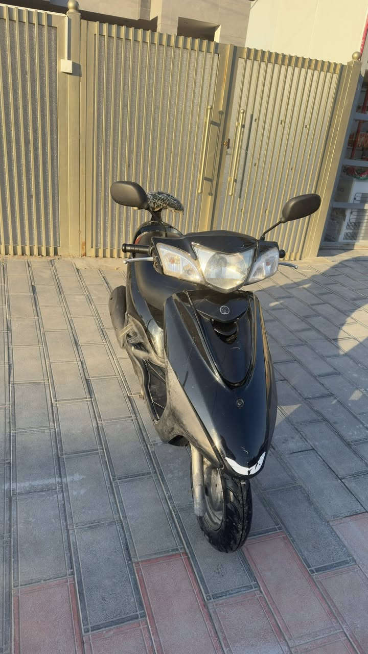 ببغا رمبه صار سبوعين نازله دراجه لك اي. شي  مناقصه سعر 950 مكاني العطيفيه رقمي ***********
