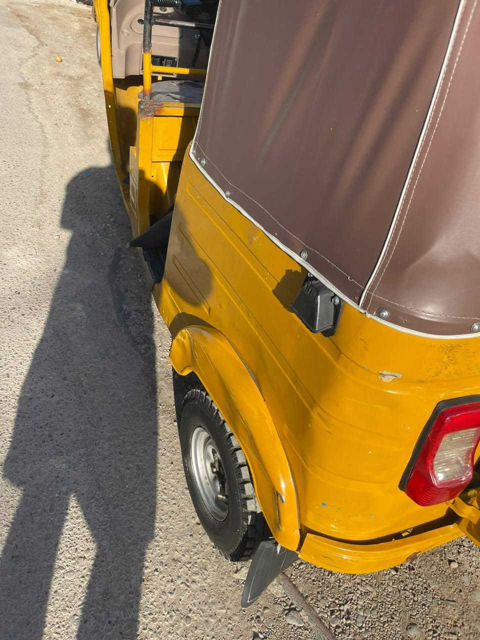 سلام عليكم تكتك للبيع ١٩نازله ٢٠تكتك احله من صور مكينه خرسه
كهربائيات كله شغاله 
لايت زنون
هورن
جادر جديد
امرايات جدد
مرقمه بسمي 
شرط تحويل 
هزة جديده 
مفوله للخير 
***********
خابر وتدلل
