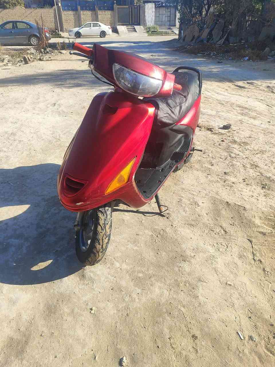 لبيع فراشه دراجه نضيفه كلش مابيه اي نقص سلف هندر كهربائيات مكينه ناعمه السعر 270 للاتصال ***********
