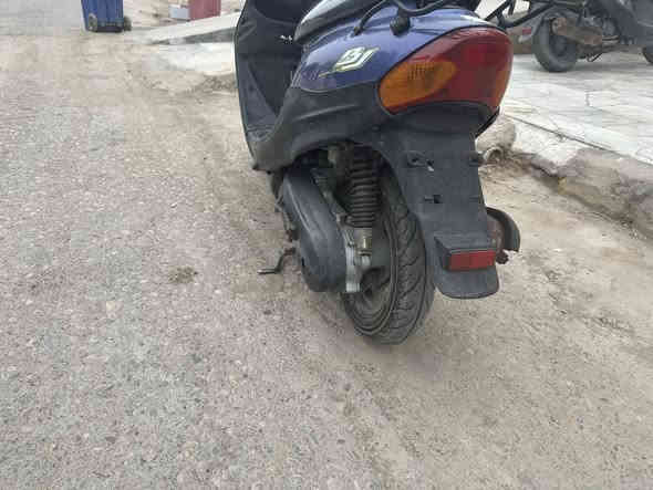 يوماها ٩ زروف جديده حيل مال حاويه ماملعوب بيها قبل فتره اخذته للبيع  
 سعر ٨٠٠          ***********
