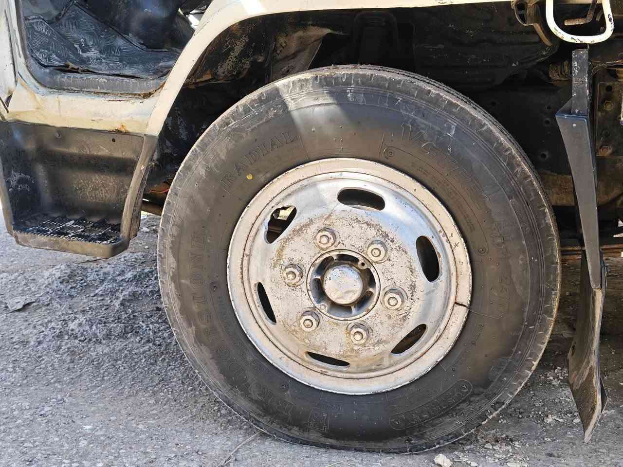 سياره حمل داينه للبيع
مديل93 محرك 4000 بلادي
نضافة السياره 90 بل 100
♦كهربائيات كلها شغاله السياره مابيها نقص♦
♦السياره اب اسمي♦ 
♦التانكي الكاز 100لتر♦
♦التاير الامامي 16 والتاير الخلفي 14 كلهن جديد♦
♦✅السعر 60 وبيها مجال بسيط✅♦

مكاني ديالى خانقين 

رقم الهاتف ♦✅***********✅♦
