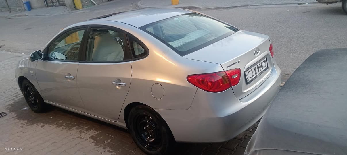 السلام عليكم النترا صابونا ادوات كصه جنطا مكانها بصره السعر 40 رقم الهاتف ***********
