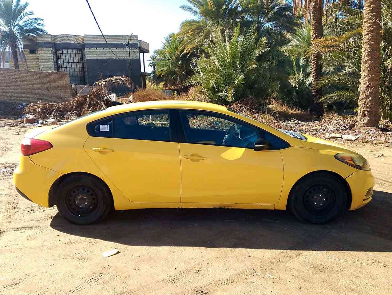 سلام عليكم
فورتي ٢٠١٦ 
سياره حلوه ونضيفه وجاهزه
رقم السياره بغداد انكليزي
سياره كامله مكمله
بيه طخات بسيطه
كير مكينه تبريد حداديه مكفولات
٠٧٧٣٨٧٧٣٨٩


**إذا كنت صاحب هذا الإعلان وتريد حذفه لأي سبب، رجاءا أرسل رسالة إلى الدعم الفني**