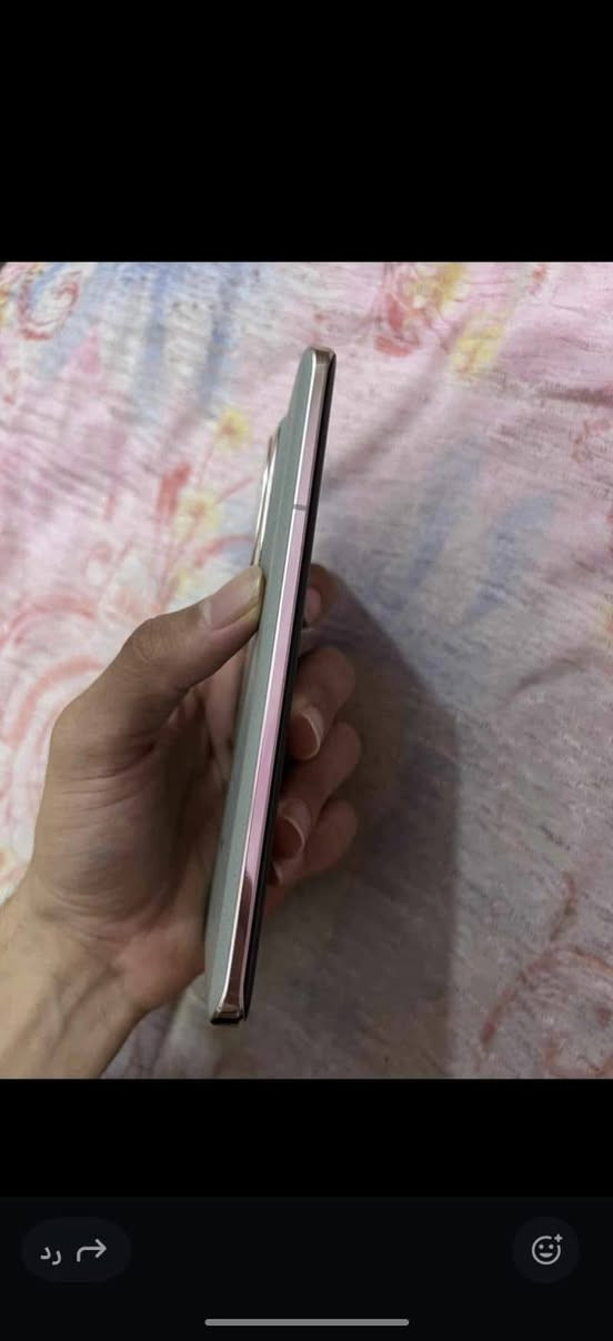 Honor magic 6pro
      هونر ماجك 6 برو  ملحقاته كاملة 
لون اخضر     سعر500الف 
ذاكره 512/12. رقم الهاتف  ***********
نظافه 90٪ 
معالج snapdragon 8gen3
نسخه عالميه 
كاميرات عين الصقر عملاقه من افضل كاميرات بالعالم   بصره خور الزبير 
بطاريه 5600 مع شاحن 100W
