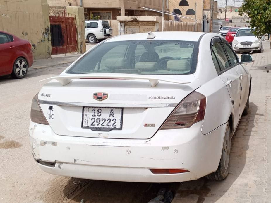 امكراند 2013 محور كير ومحرك ياباني 1800 بيكاتشو
باسمي مداور ثاني يوم
سنويه 28 
السعر 50 
النجف الاشرف ***********
