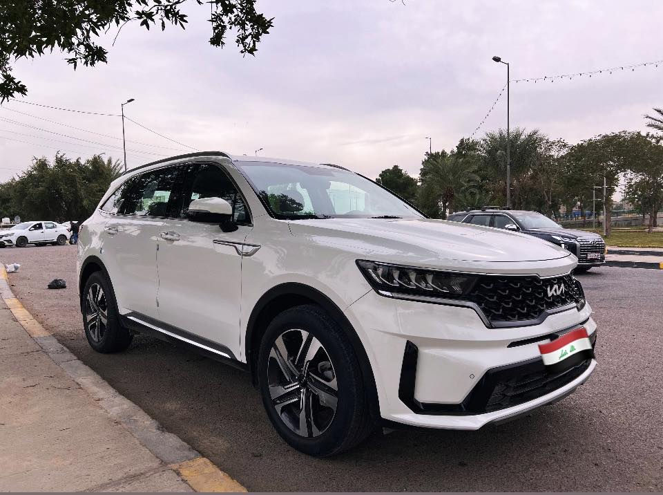 السلام عليكم
سورنتو 2022بسعر التوسان😅
-خليجية
-بصمة تشغيل
-جنطة كهرباء
-تبريد شاشة
-ثلاث قطع تبريد
-شاحن وايرلس 
-سبعة راكب
-حساسات امامي وخلفي
-كاميرا خلفية وشاشة ابل كار بلي 
-كراسي كهرباء

حبايب السيارة جدا جديدة    ومكينة 2500 اربعة سلندر  وماشية 49. الف بيها ربع الدعامية البلاستيك صبغ وسعرها 249$ ومكاني بغداد-السيدية 
للاتصال: ***********
