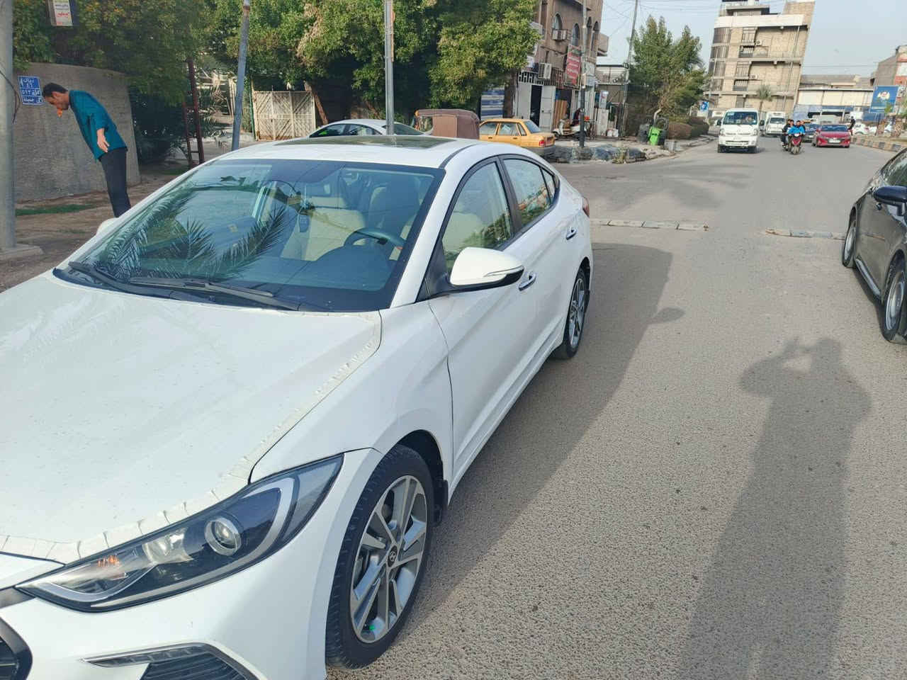 السلام عليكم 
الانتره 2018 خليجي فول مواصفات عده البصمه
محرك  2000 دوش 
مكينه وكير وتبريد وحداديه كله مكفول 
بدون حادث بدون صبغ سونار مرفق بالمنشور
سياره ع وضع الشركه جديده 
مكاني بغداد حي النصر
السعر 140 
***********
