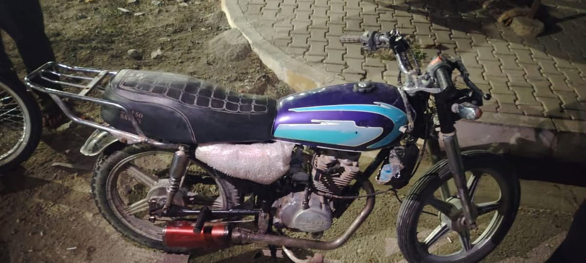 سلام عليكم جني للبيع او مراوسه موديل ٢٠١٤ محرك بشرط لا صوط ولا صرف  سعره ٢٢٥وبي مجال قيل @إشارة


**إذا كنت صاحب هذا الإعلان وتريد حذفه لأي سبب، رجاءا أرسل رسالة إلى الدعم الفني**