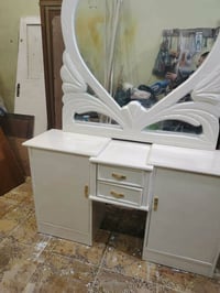 ميز تواليت • نجارة • صبغ حراري سيارات