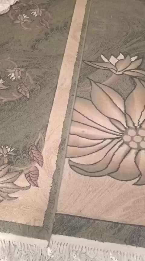 النجف   ***********
