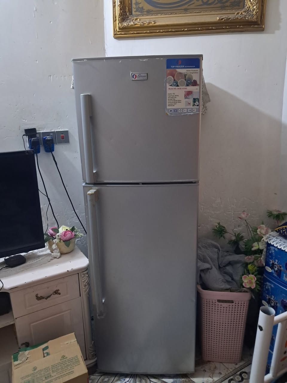 السلام عليكم ثلاجه البيع سعر ١٥٠ المكان كربلاء
***********
