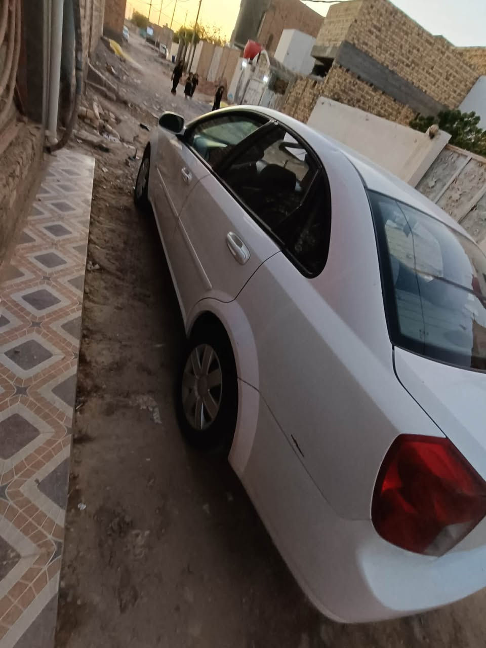 السلام عليكم
أوبترا 2010 خليجي رقم قادسيه 
مكفوله كفاله عامه 
من الصبغ والتبديل 
كير أوتوماتيك 
حداديه جديده 
تخم تاير جديد 
تبريد شركه 
السعر 85 وبيه مجال 
مكاني الديوانيه.              ***********
