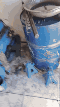 السلام عليكم اغراض للبيع مكان بغداد ***********
التواصل اتصال ما متواجد على الفيس
