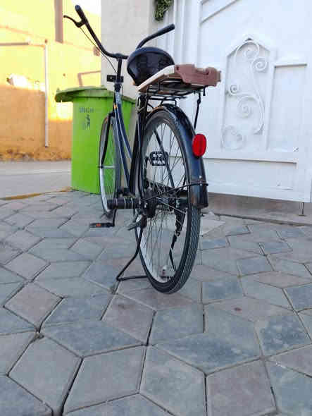 سلام عليكم بايسكل للبيع حجم 26 بالة كلشي ما عوزهة كامل مديل 16 سعر 80 وبي مجال مكان  كوت حي الجهاد ***********
