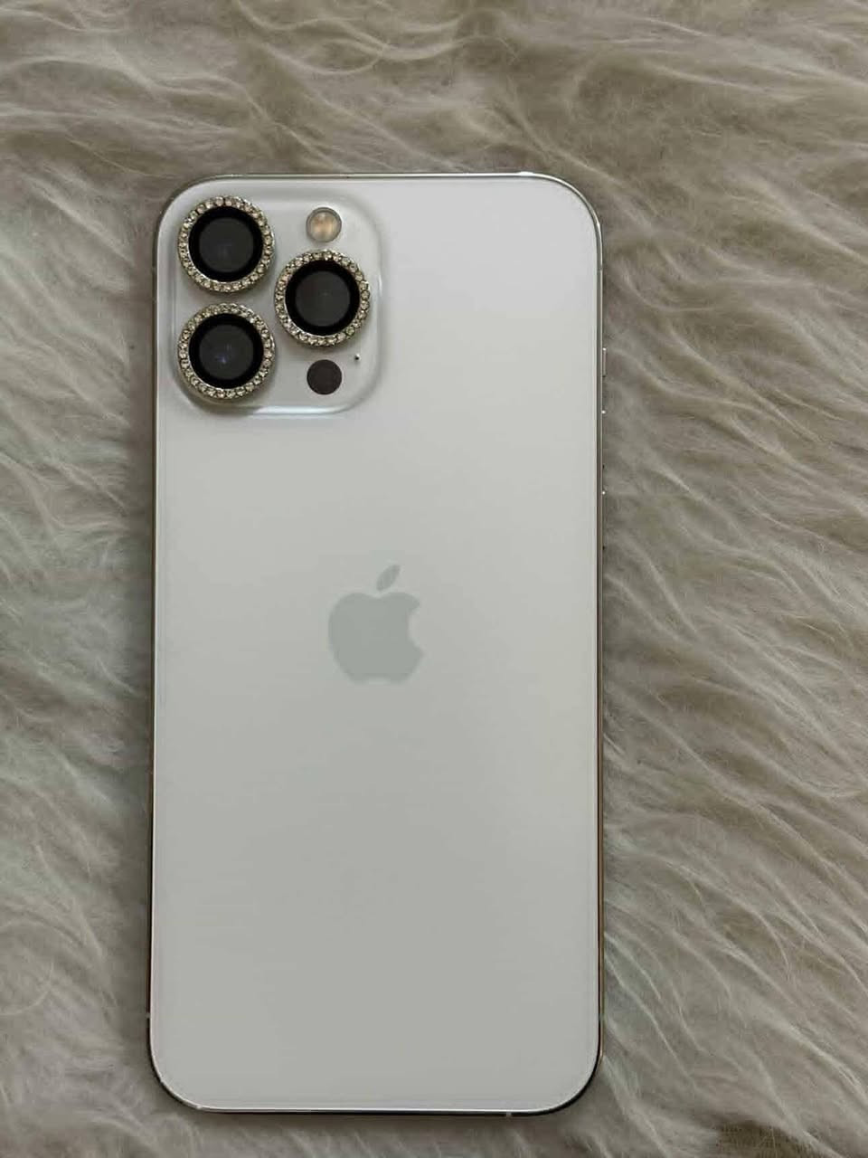 سلام عليكم للبيع ايفون(13)برو ماكس ذاكرته ٢٥٦ بطاريه ٩٦ الجهاز نضافته ٩٩٪ مكفول لا مبدل بي شي ولا بي شخط شركه ماستر كارتونته ويا الجهاز مكفول من كل عيب السعر(750) وبيه مجال كلش بسيط مكاني بغداد الكرخ (***********)
