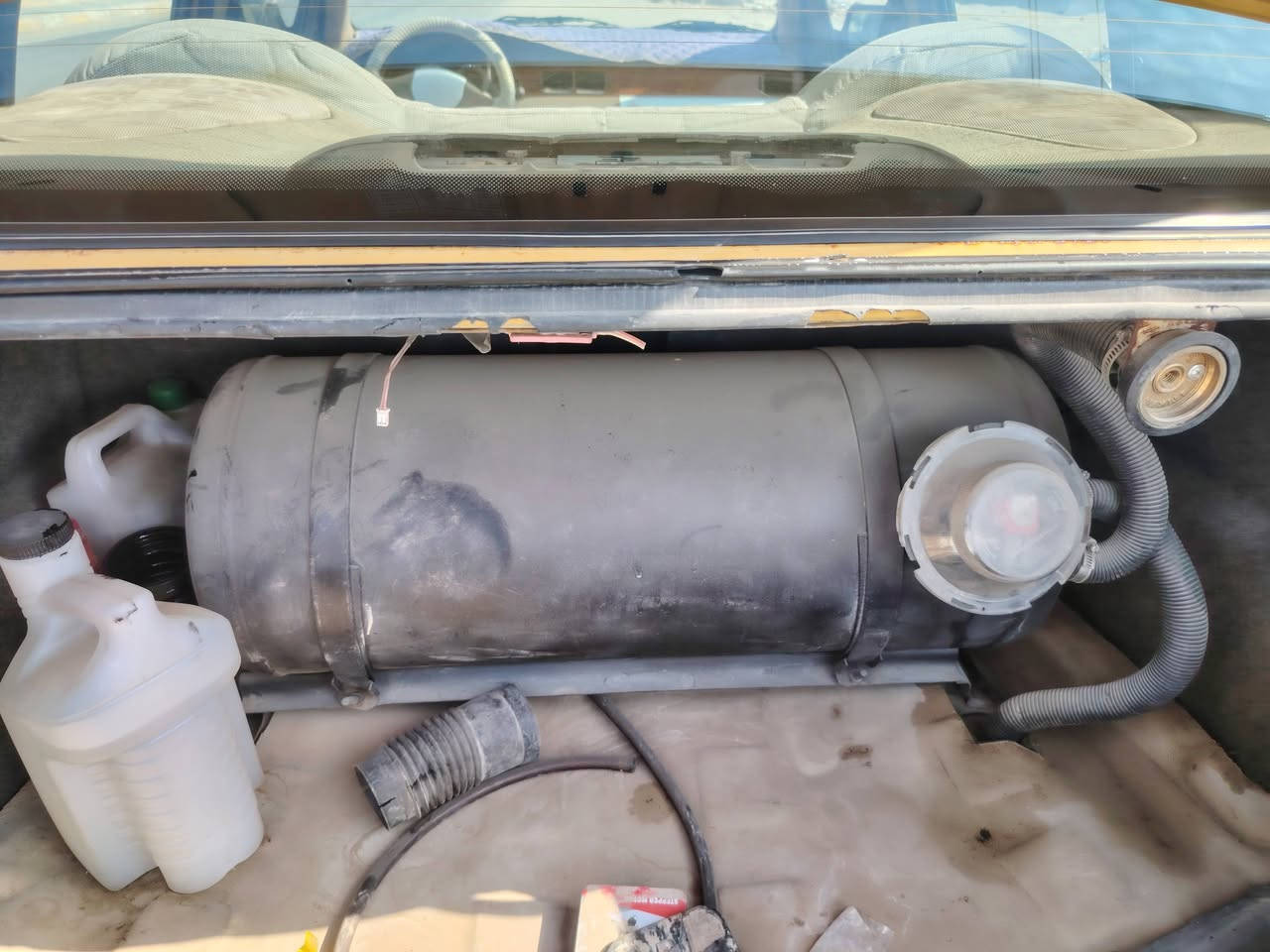 السلام  عليكم سمند للبيع مديل 12جاهزه مكينه وكير بدون ظربه السياره بسمنه سنويه لل30 هيئه وخط وبحث جاهزه وخطها جوال مكاني ناصريه ناحيه اور وهذا رقم راعيهة *********** السعر 35وبيهة مجال
