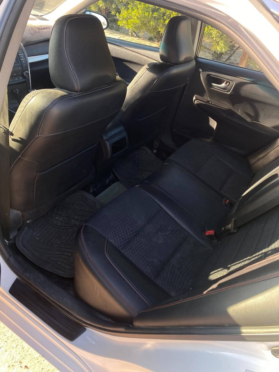 كامري SE
موديل ٢٠١٥ 
بدون ضرر فقط تعديل بارد بخشم الجاملغ الأمامي 
بدون ايرباك بدون داخل بدون شواصي 
السياره ما ناقصها شي كلشي شغال شرط
رقم سليمانيه بأسمي تحويل ثاني يوم
السعر ١٧٥ وقابل للتفاوض 
***********
المكان تكريت
