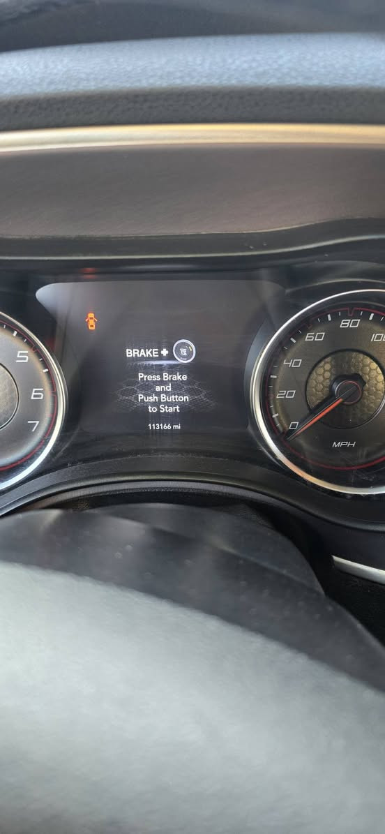 جارجر ٥٧٠٠ ٢٠٢١  بوند سقف صندوك باب ايمن جاملغ خلفي ايسر  بدون صبغ  الباقي مصبوغ حادثها بالمنشور ابيعها مصبوغة حزام بدون دواخل
باسمي هزة جديدة  اربيل ماشية ١١٣الف  منضومة غاز ٨٠ لترر
مكان السيارة الموصل  
السعر ١٦٨ ورقة بيها مجال 
غير متواجد عالفيس 
*********** واتساب 
*********** اتصال
