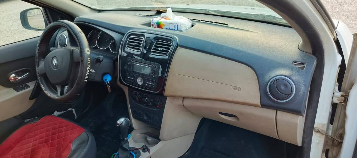 للبيع رينو سيمبل موديل ٢٠١٧ رقمها اربيل سياره بلاديه زيرو على ايدي محرك وكير برغي ما مفتوح بيه بلادي ومكفوله من الصبغ مع تحوير منظومه تبريد كامله يعني تبريد ثلج ومروحه اماميه للتبريد وحساس خلفي السعر ٧٨ ورقه للاستفسار ***********
