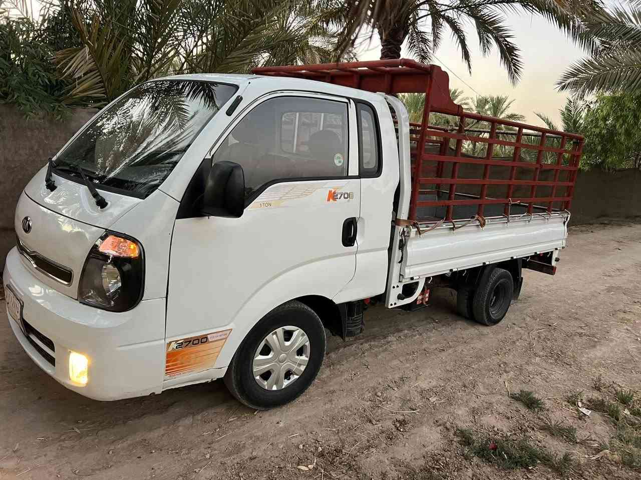 السلام عليكم كيا للبيع موديل 15 رقم قادسيه بسمي كلشي ما عايزه مكينه وكير ستوني شادهن تخم تاير حداديه تبريد 
كشره كلش حلو مكاني حله السعر ب105 الإتصال على 
‏‪***********‬‏
