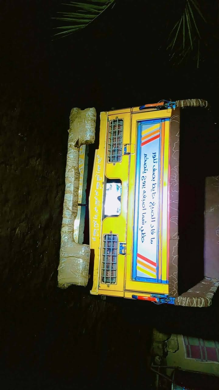 ستوته للبيع مكفوله كفاله عامه مديل 2022 رقم وسنويه محرك كير بوكس وكابريتر جديد احله من الصوره ب3 مليون وبيها مجال مكان واسط النعمانيه الاستفسار

*********** 
〽️🚸
***********

متواجد ع فيس ⛎
