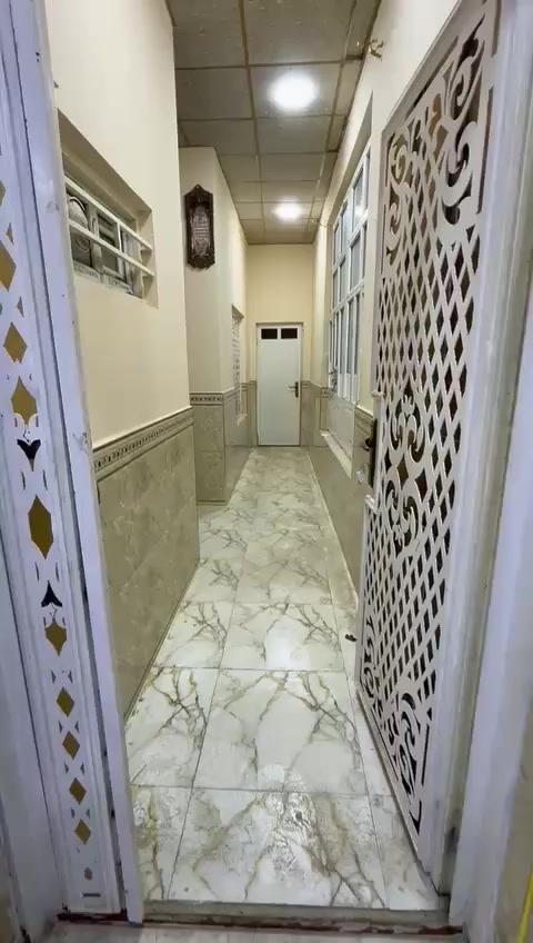 ياالله سلام عليكم
يتوفر شقق للايجار +بيوت طابقين أو واحد في مناطق المشراق المطيحه السنيديه مناوي لجم دويد حي الزيتون ام النعاج حي بغداد كله جديد نستقبل عوائل عمال طلاب موظفين للاستفسار***********مراجعه مكتب عقارات البصره حي الزيتون مقابيل سنترطه
