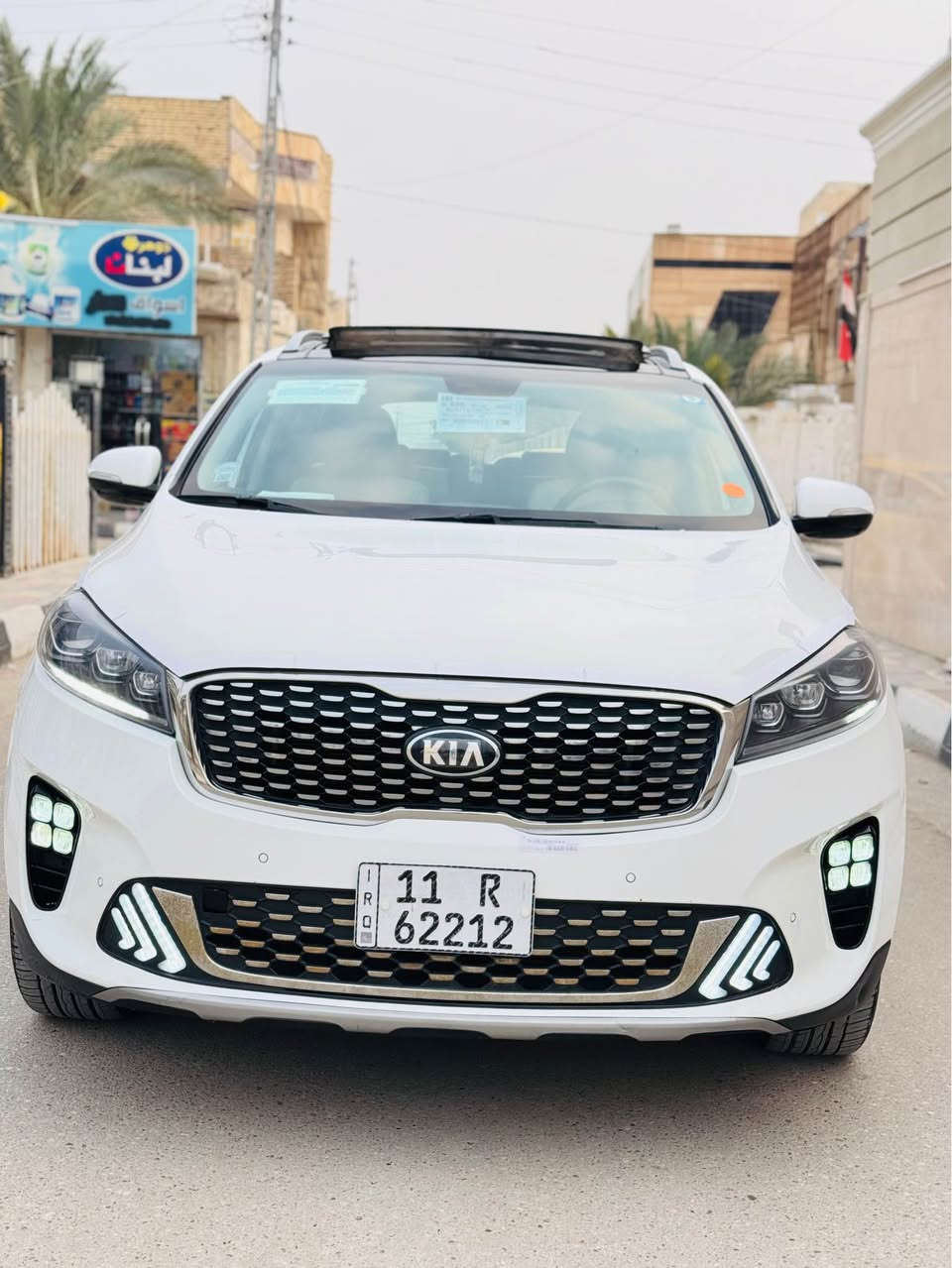 سلام عليكم ورحمة الله وبركاته 
كيا سورنتو 2020 رقم بغداد إنكليزي بسمي فول موصفات بنراما بصمه أبواب بصمه تشغيل جنطه كهربائيه كشنات جلد  شاشه كامره حساسات رادرات توقف ذاتي سياره فول موصفات 6 سلندر 7 راكب 3 قطع تبريد سياره مكفوله من البارد والفتح والضربه والتبديل  حته الدعاميات نفسيتهن ما مفتوحات فقط مقدمه البنيد بارد شبرين وصار بيه صبغ بالمقدمه فقط سياره عل وضع الشركه كله جديد سدر امامي خلفي جديد تبريد كبس شركه سياره جاهزه عل اخير استخدام شخصي سعر 248 مكان سياره مركز الناصريه *********** ناصرية, ذي قار
