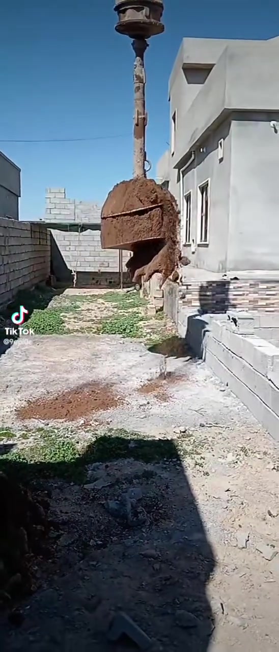 السلام عليكم حفاره برينه لحفر آبار فتاله مع تغليف صبات للعمل الاتصال على الرقم ***********
